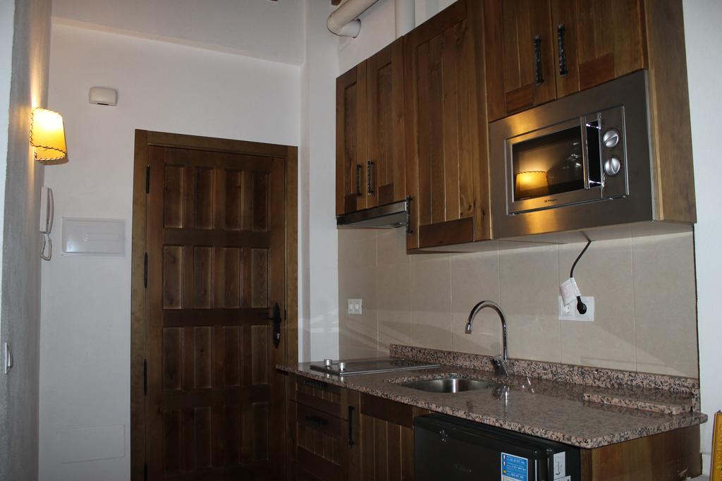 Apartamentos Real Fabrica Hojalata Juzcar Room photo